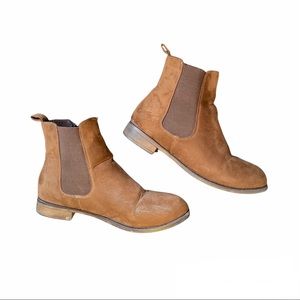 Ardene Tan Ankle Suede Booties